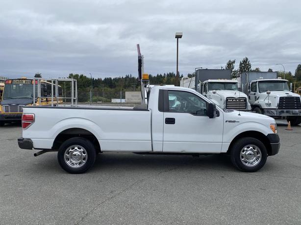 2013 Ford F-150 XLT 8 foot Box 2WD TRAFFIC CONTROL SIGN image 6