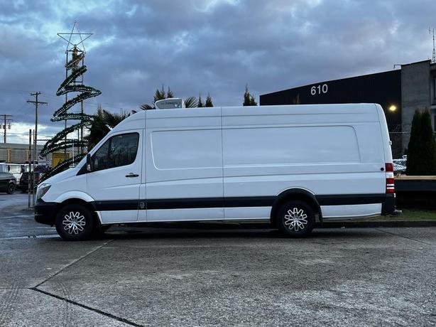 2018 Mercedes-Benz Sprinter 2500 High Roof 170-inch WheelBase Zanotti Reefer Van image 7