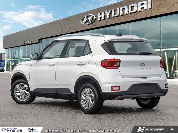 2025 Hyundai Venue Preferred image 4