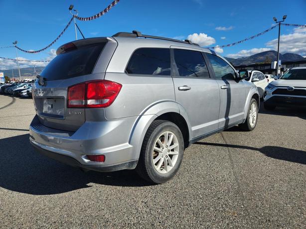 2015 Dodge Journey SXT | Engine Block Heater | Keyless Entry | Premium Speakers  image 3