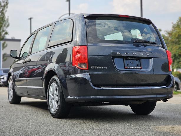 2014 Dodge Grand Caravan SE - No Accidents, Air Conditioning, Backup Cam image 7