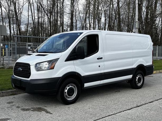 2018 Ford Transit 250 Van Low Roof Cargo Van  130-inch WheelBase image 5