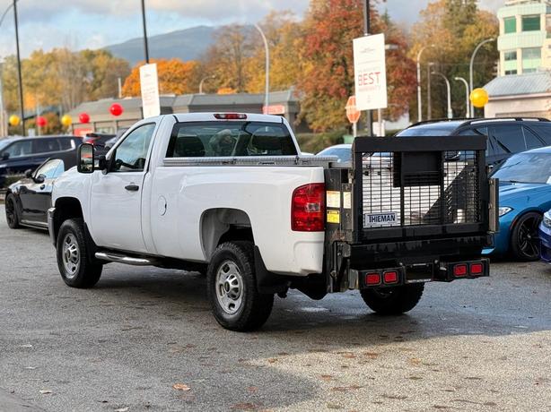 2011 Chevrolet SILVERADO 2500HD image 8