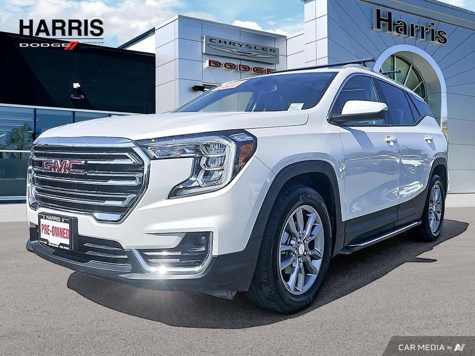 2022 GMC Terrain SLT AWD | No Reported Accidents! display photo