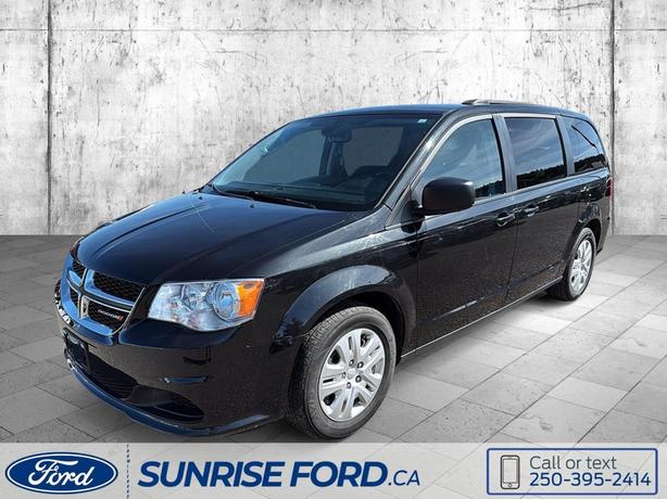 2020 Dodge Grand Caravan SXT image 3