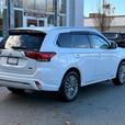2021 Mitsubishi Outlander PHEV thumbnail image 5