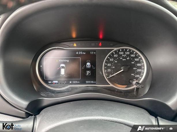 2020 Nissan Kicks SR image 7