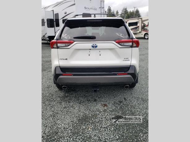 Used 2021 TOYOTA RAV 4 HYBRID ELECTRIC image 4