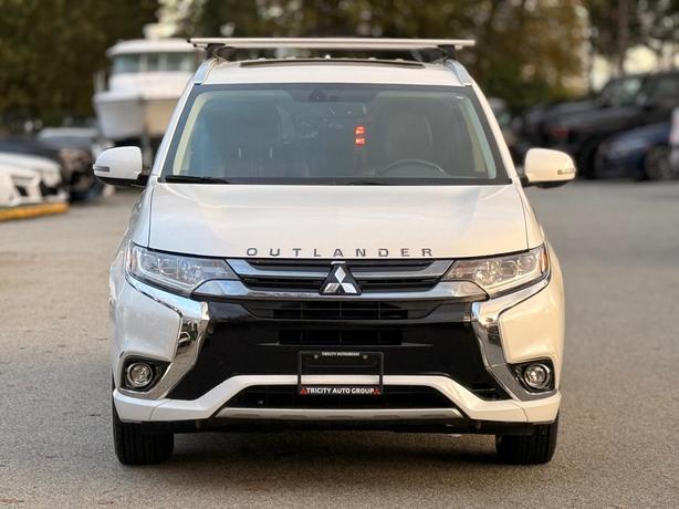 2018 Mitsubishi Outlander PHEV SE Touring - Leather, Sunroof, Heated Steering image 2