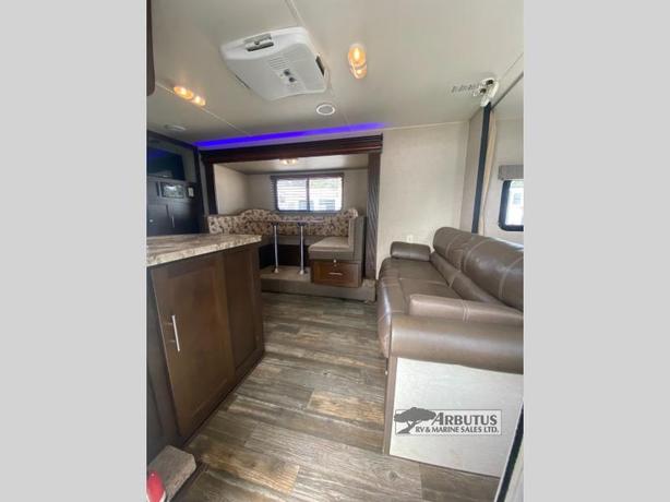 Used 2016 Forest River RV Cherokee Grey Wolf 23BD image 5