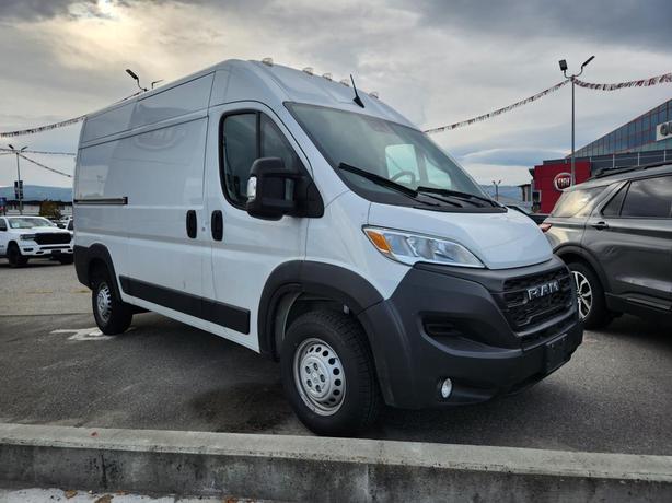 2024 RAM ProMaster Cargo Van Tradesman | Power Folding Heated Mirrors | Remote K image 2