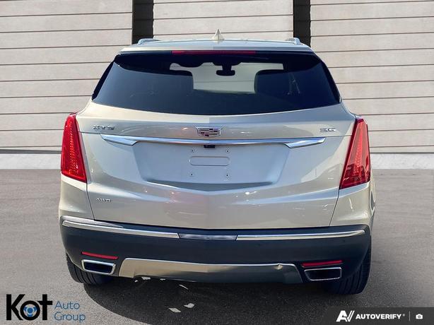 2017 Cadillac XT5 Platinum Awd LEATHER INTERIOR! PANORAMIC SUNROOF! HEATED & VEN image 5
