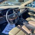 2017 Cadillac XT5 Platinum Awd LEATHER INTERIOR! PANORAMIC SUNROOF! HEATED & VEN thumbnail image 6