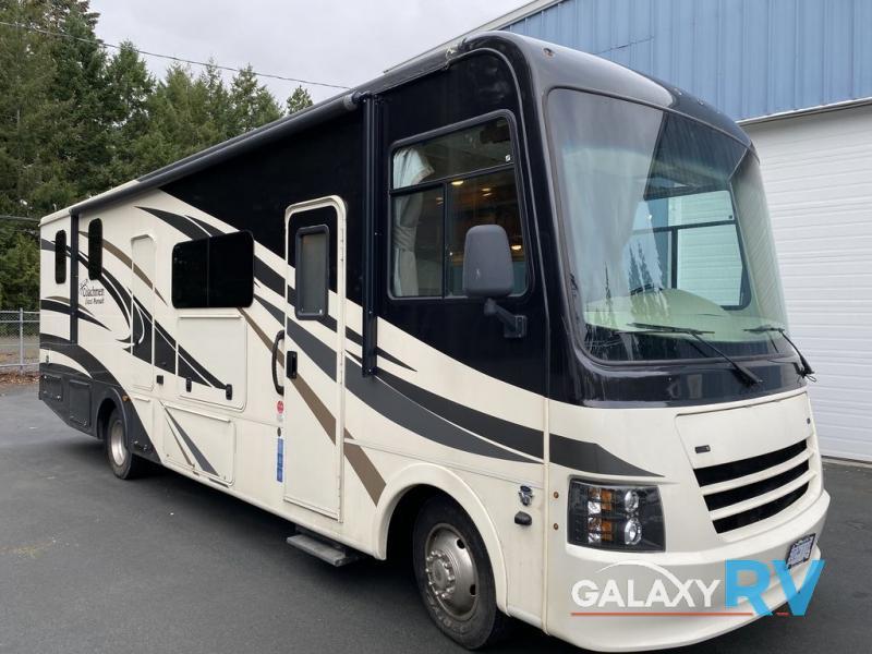 Used 2019 Coachmen RV Pursuit 32WC display photo