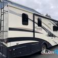 Used 2019 Coachmen RV Pursuit 32WC thumbnail image 4