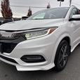 2019 Honda HR-V Touring thumbnail image 3