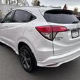 2019 Honda HR-V Touring thumbnail image 4