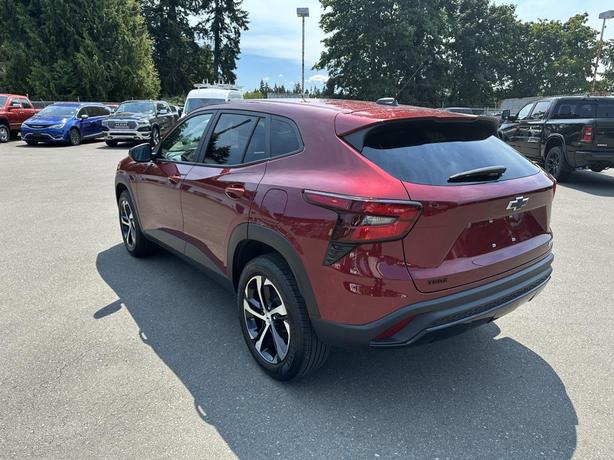 2024 Chevrolet Trax 1RS image 3