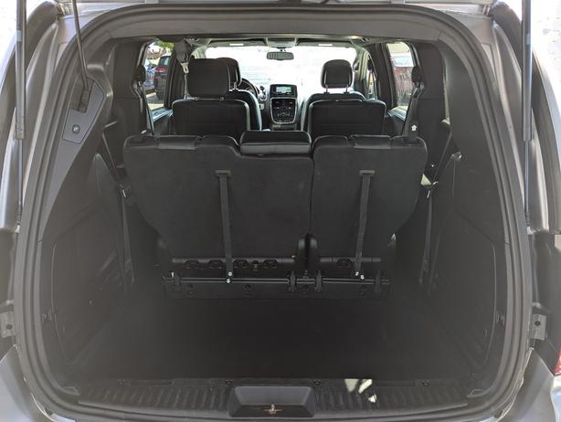 2017 Dodge Grand Caravan GT - No Accidents, Power Sliding Doors, NAV image 8