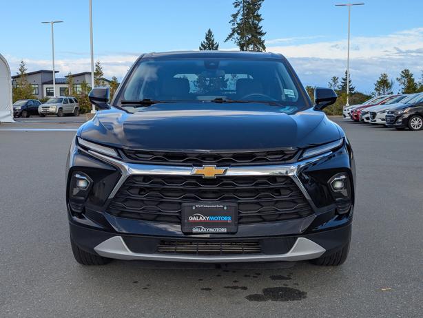 2024 Chevrolet Blazer LT - No Accidents, AWD, Heated Seats image 3