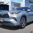 2022 Toyota Highlander Hybrid XLE AWD | Adaptive Cruise Control! thumbnail image