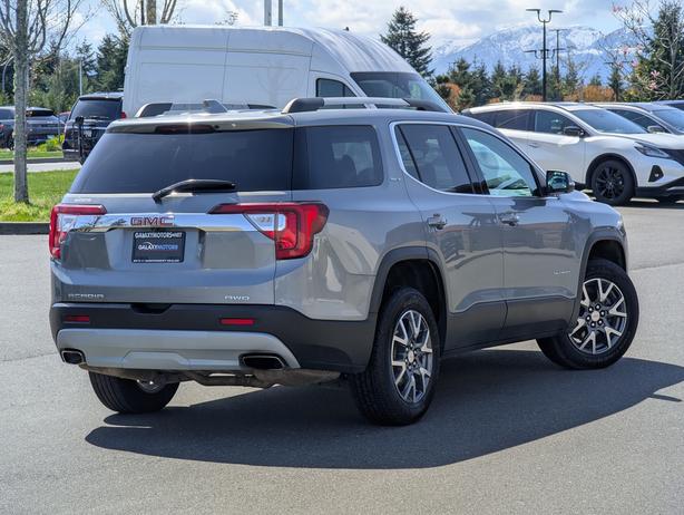 2023 GMC Acadia SLT - AWD, Sunroof, Heated/Vented Seats image 6