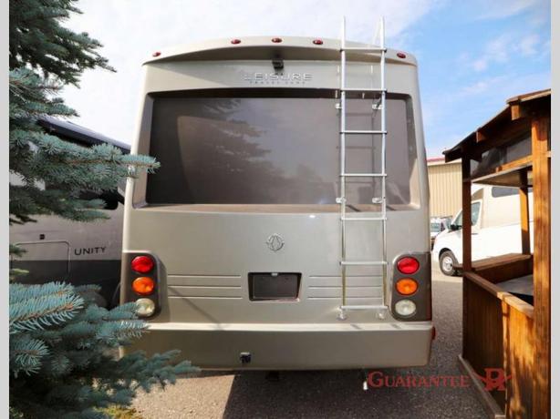 Used 2015 Triple E Unity 24TB image 5