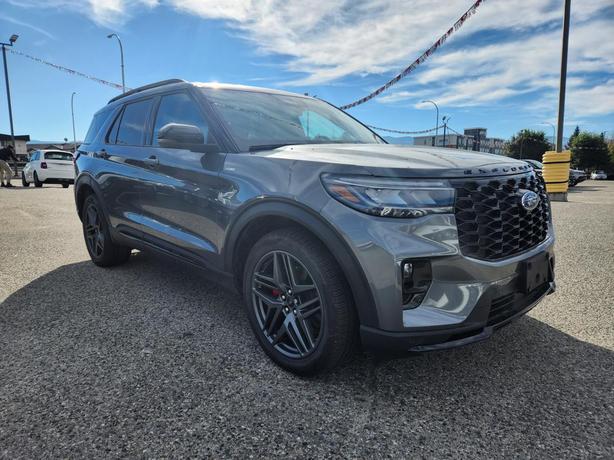 2025 Ford Explorer ST-Line | Heated Seats & Steering Wheel | B&O Premium Sound S image 2