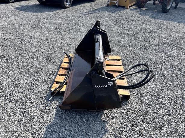 1985 Melroe Company 4 in 1 Bucket image 3