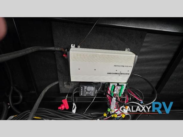 Used 2021 Grand Design Solitude S-Class 3740BH image 5