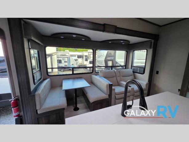 Used 2021 Grand Design Solitude S-Class 3740BH image 7