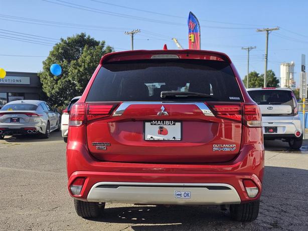 2019 Mitsubishi Outlander PHEV GT S-AWC image 3