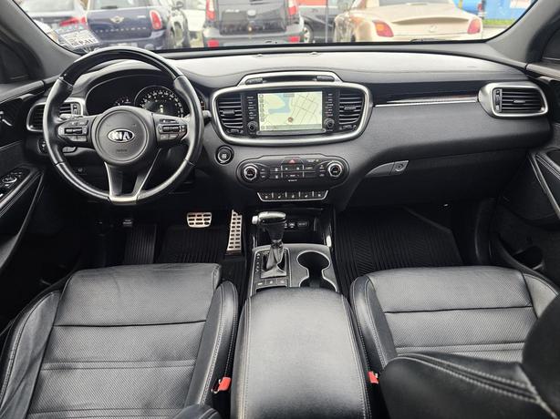 2017 Kia Sorento AWD 4dr SX Turbo image 6