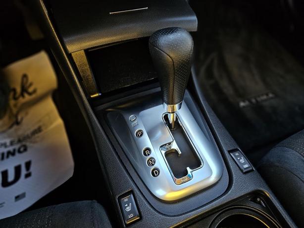 2010 Nissan Altima 4dr Sdn I4  2.5 S image 6