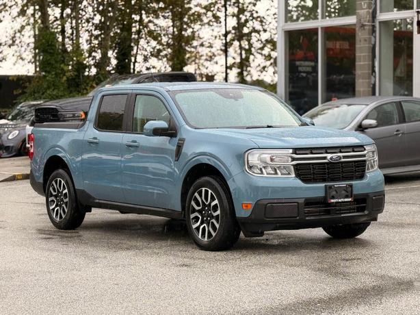 2022 Ford Maverick Lariat AWD SuperCrew image 3