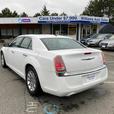2012 Chrysler  300 Limited fully equipped thumbnail image 7