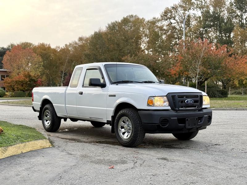 2011 Ford Ranger XL SuperCab 2WD Pickup Truck with 6-Foot Bed display photo