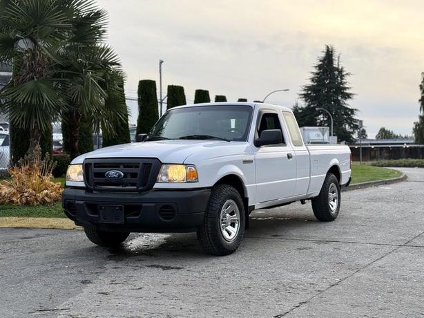 2011 Ford Ranger XL SuperCab 2WD Pickup Truck with 6-Foot Bed image 4