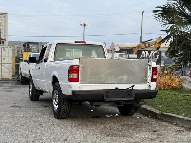 2011 Ford Ranger XL SuperCab 2WD Pickup Truck with 6-Foot Bed image 8