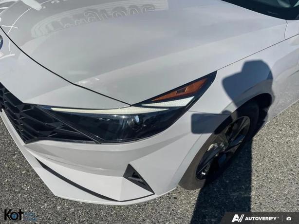 2022 HYUNDAI ELANTRA HYBRID image 8