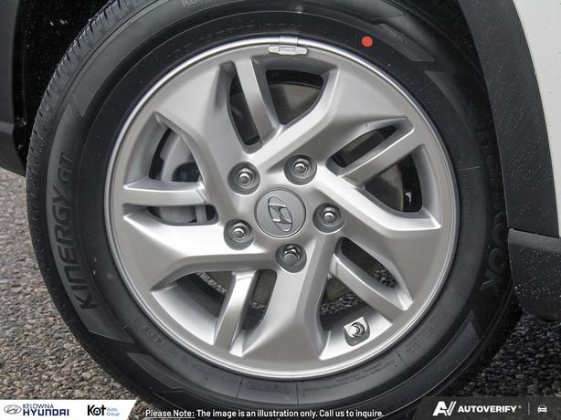 2025 Hyundai Venue Preferred image 8