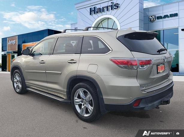 2015 Toyota Highlander Limited AWD | Premium Leather! image 4