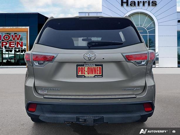 2015 Toyota Highlander Limited AWD | Premium Leather! image 5