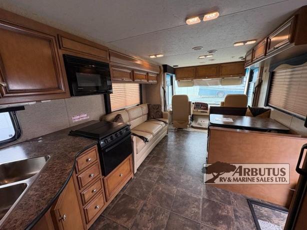 Used 2013 Newmar Bay Star Sport 3310 image 5