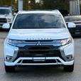 2021 Mitsubishi Outlander PHEV SEL - No Accidents, Leather, Sunroof, Power Trunk thumbnail image 2