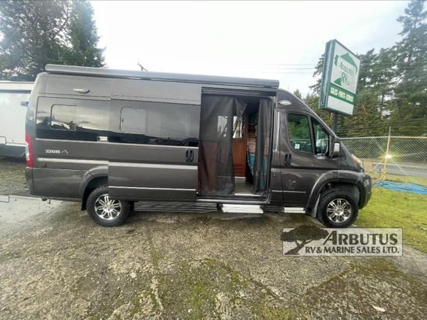 Used 2018 Roadtrek ROAD TREK ZION 2Q image 5