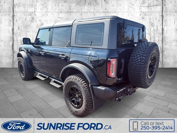 2023 Ford Bronco Wildtrak - marine-grade vinyl seats, rubberized flooring, and S image 7