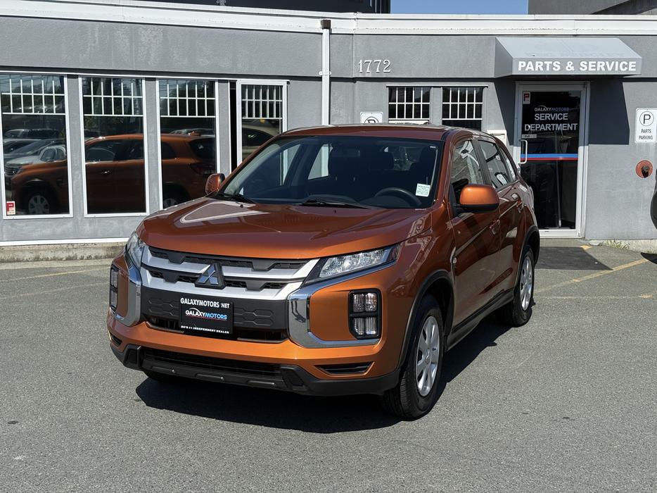 2022 Mitsubishi RVR ES - Heated Front Seats & Exterior Parking Camera display photo