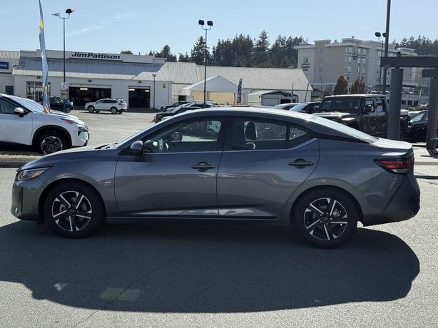 2024 Nissan Sentra SV - Front Dual Zone A/C & Blind Spot Warning image 8