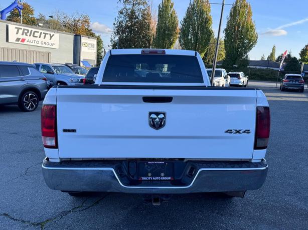 2021 Ram 1500 Classic SLT - Power Driver Seat, BlueTooth, Cruise Control image 7